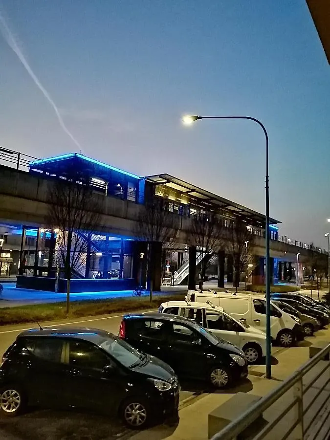 Hotel 1000Migliahouse Brescia 0*,  Italia