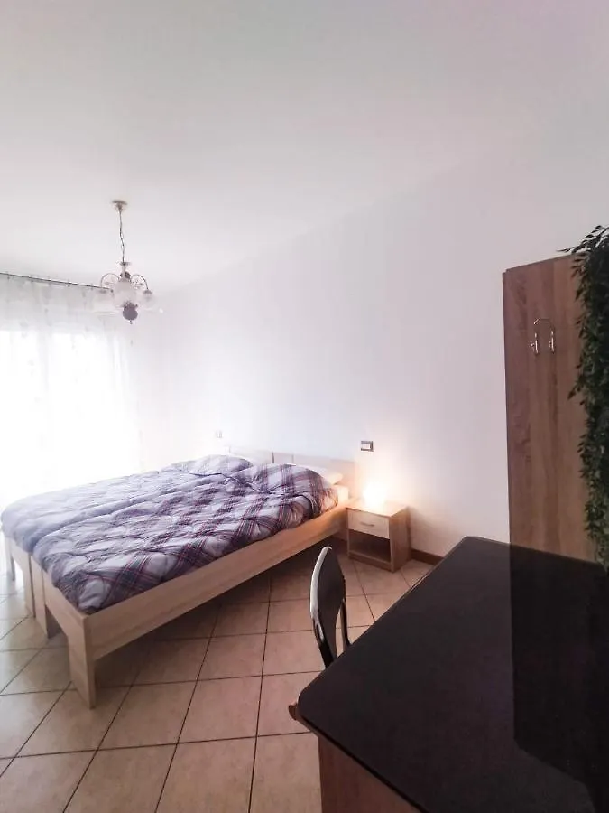 Guest house 1000Migliahouse Hotel Brescia Italy