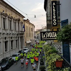 La Svolta Отель
