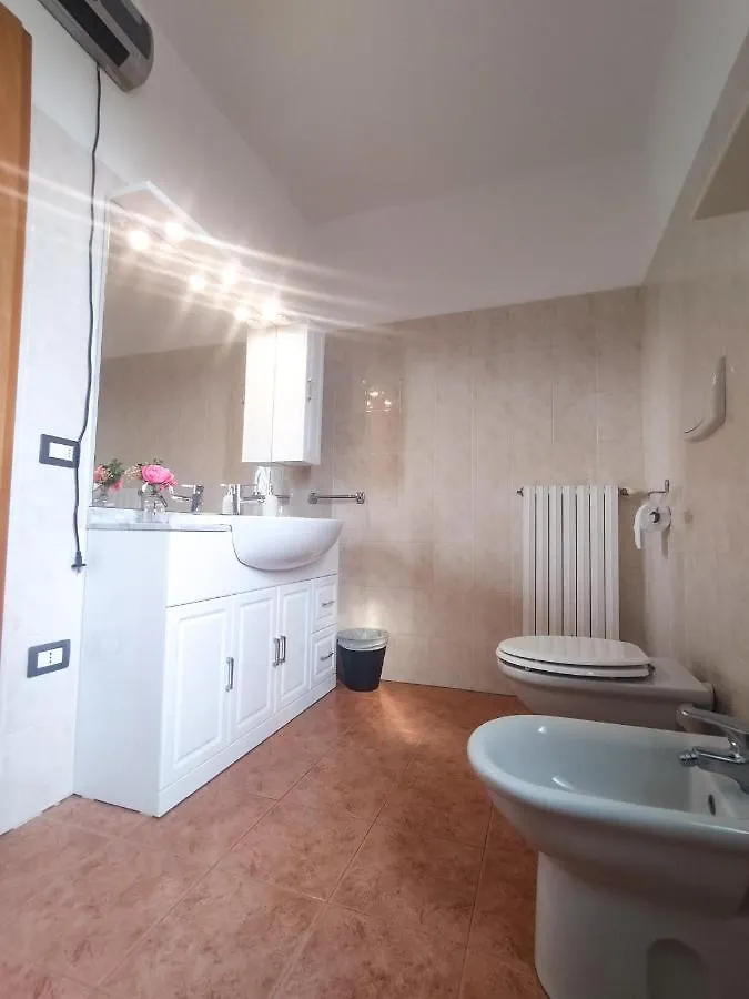 1000Migliahouse Ξενοδοχείο Μπρέσια Πανσιόν